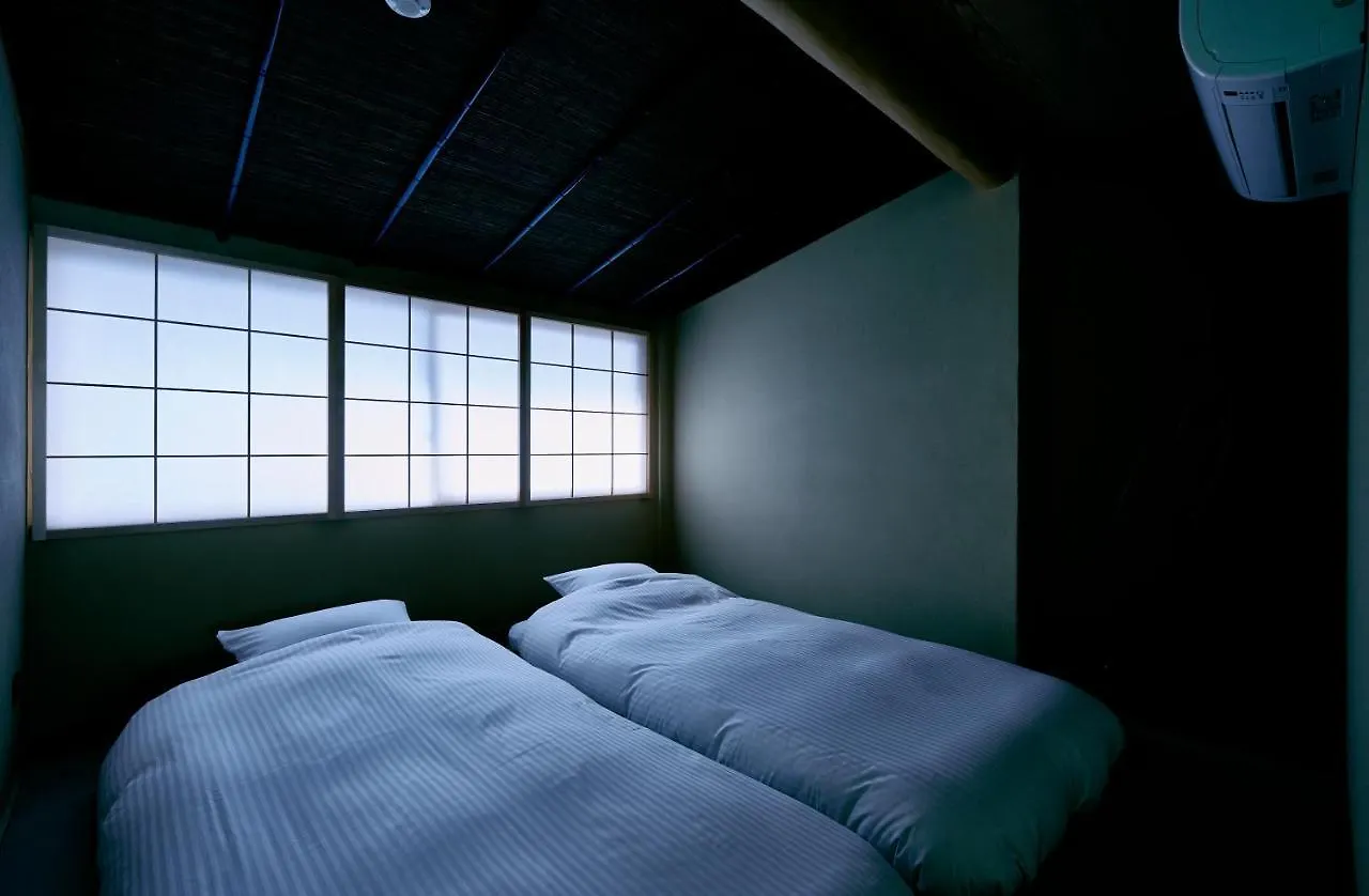 Anjin Gion Shirakawa Villa Kyoto 0*,